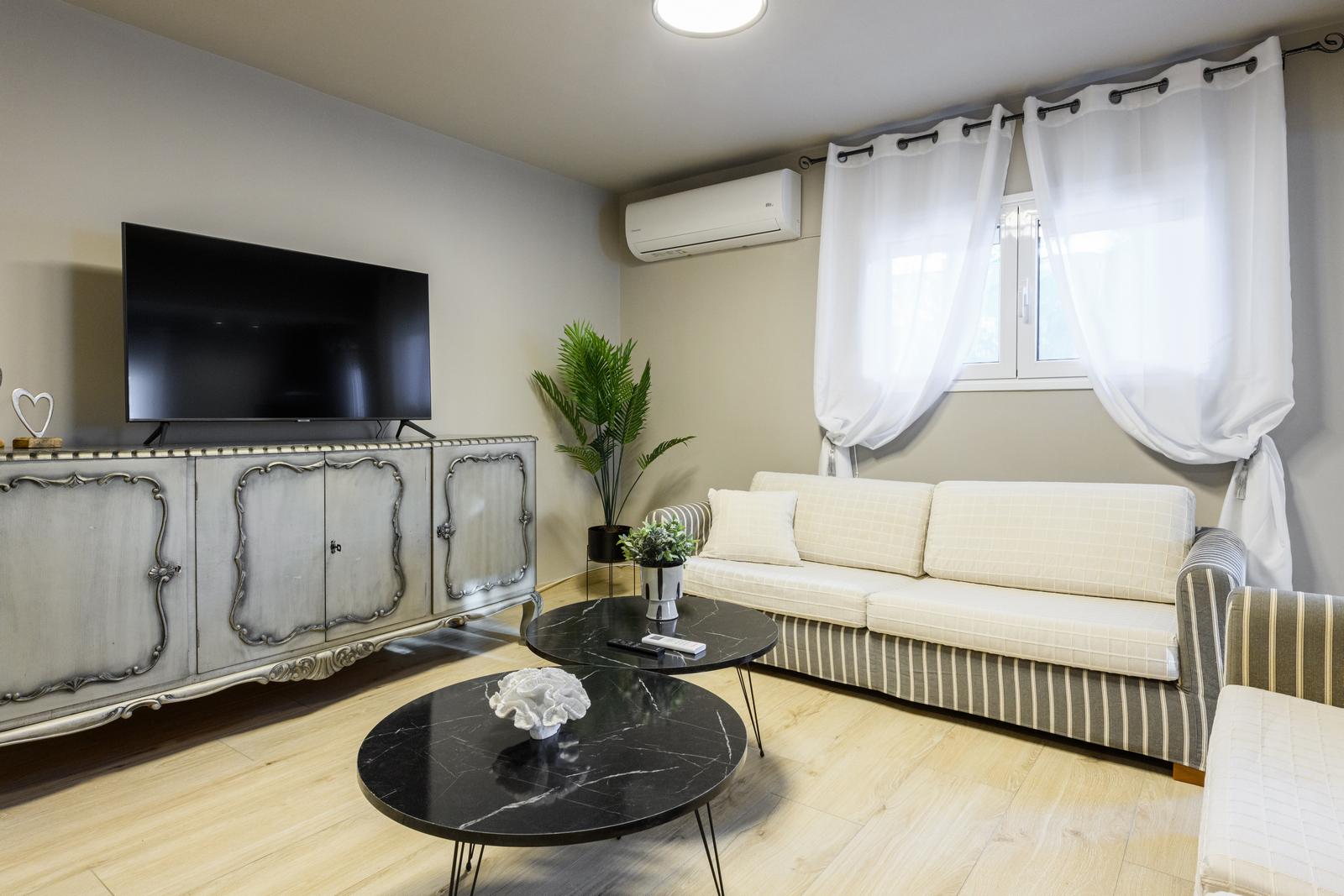 Two Bedroom Apartment - Louloudis Complex Apartments