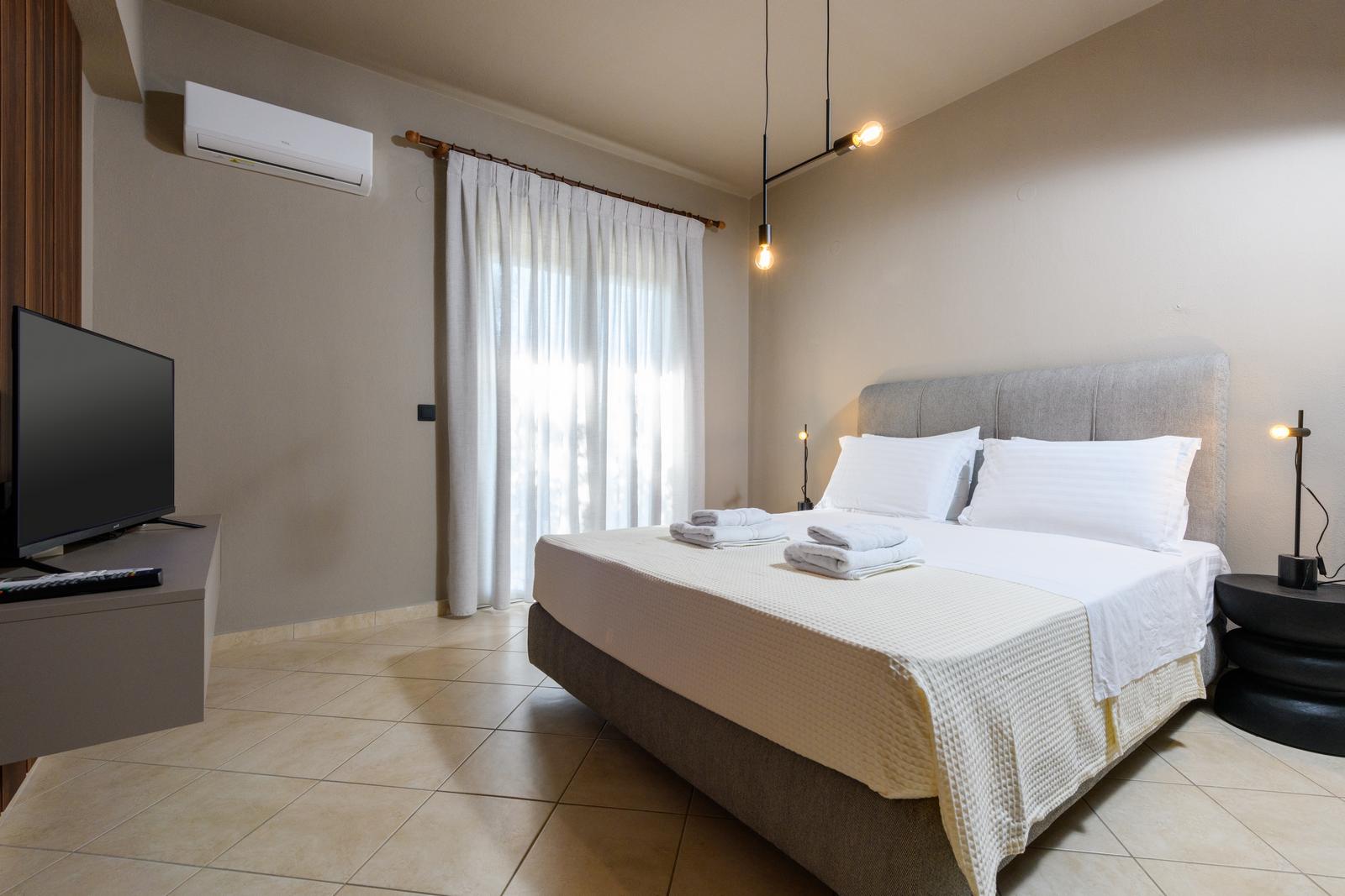 Three Bedroom Apartment - Louloudis Complex Apartments