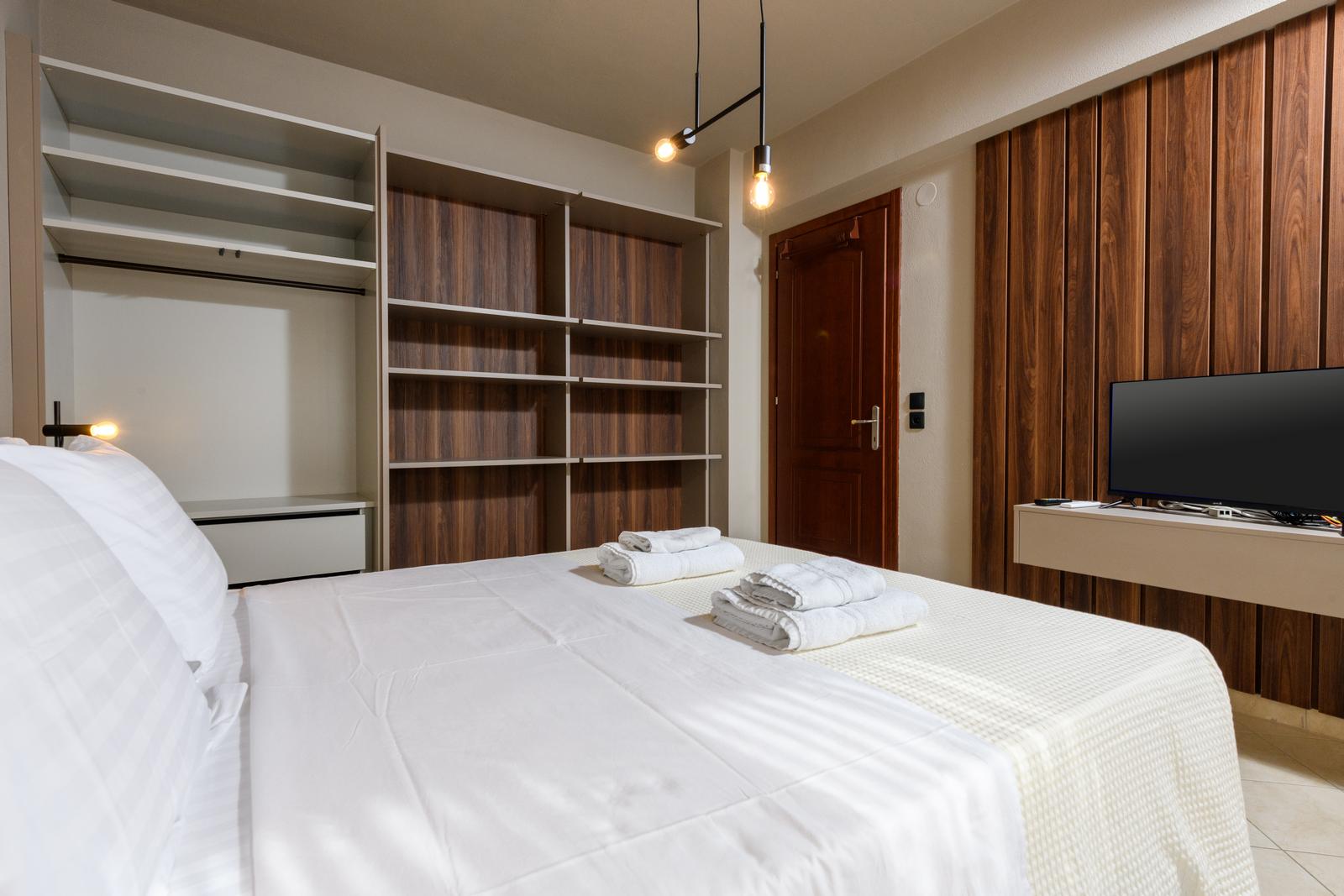 Three Bedroom Apartment - Louloudis Complex Apartments