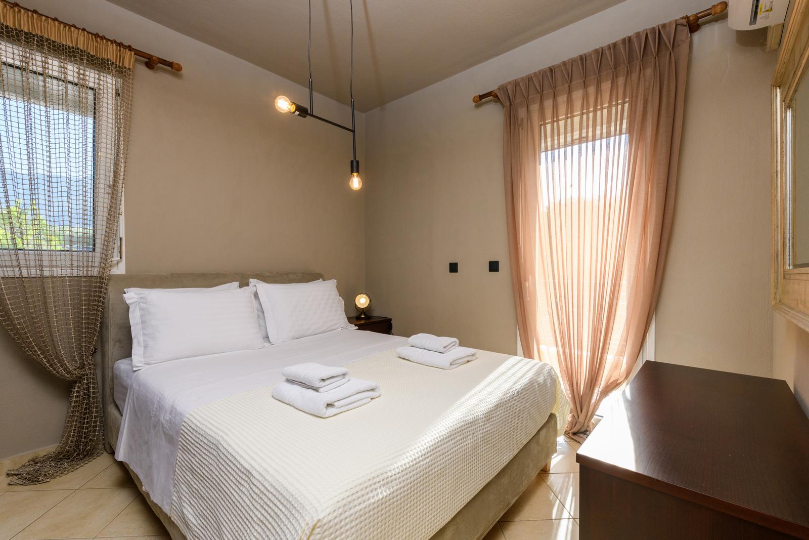 Three Bedroom Apartment - Louloudis Complex Apartments